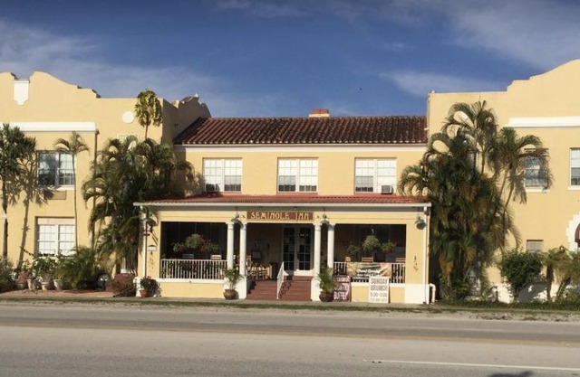Seminole Inn