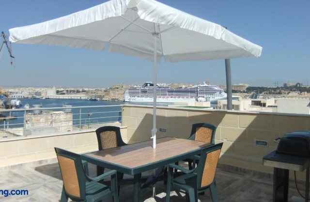 Senglea Apartments