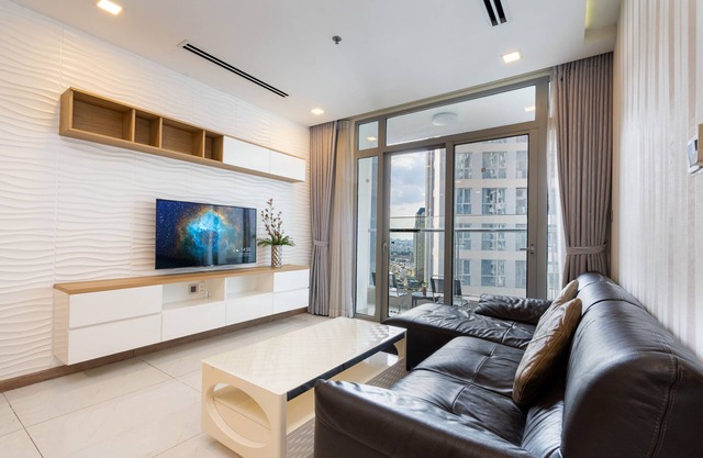 [SENS HOUSE] @P1 Spacious 3-BRs Apt + 2 Balconies