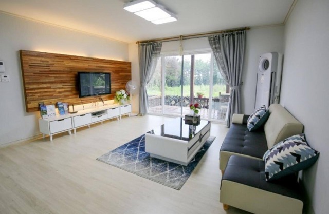 Seogwipo Atiae Pension