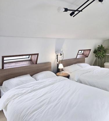 Seongsan Atelier