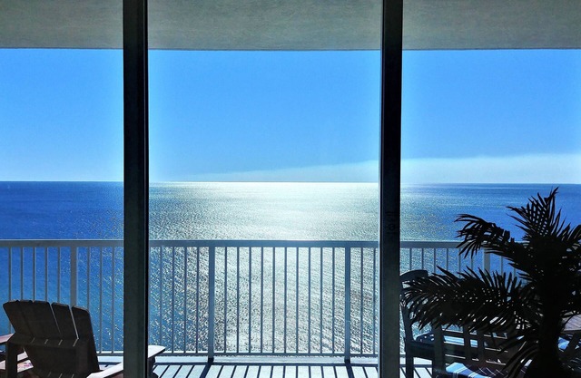 September Specials! Open Dates, Low Rates! Near Pier Park! On the Beach! 5 Stars