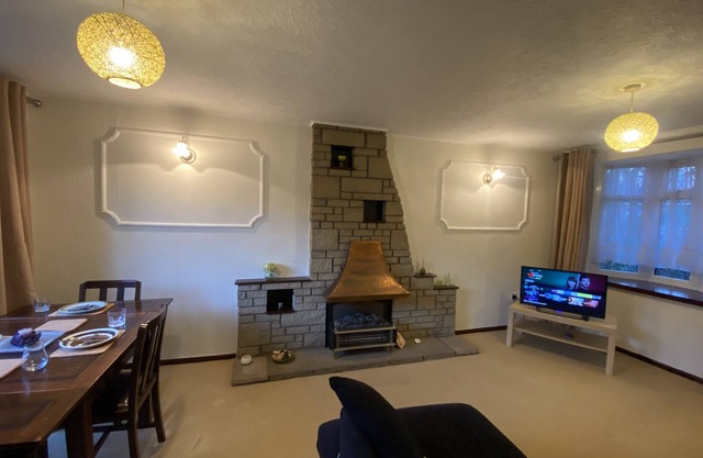 Serene 3/4BR in Harborne