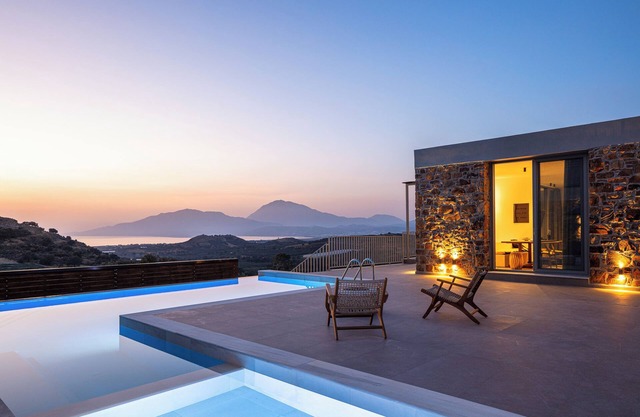 Serene atmosphere, 50 sq.m pool, ultimate privacy!