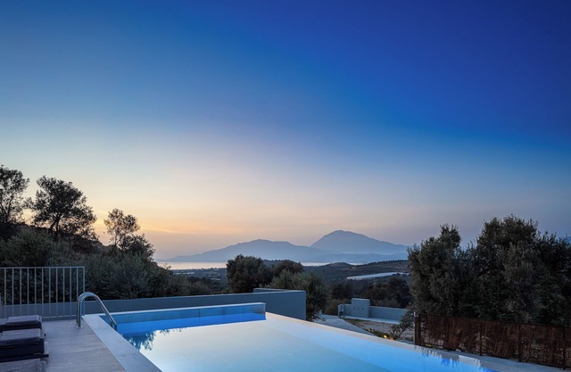 Serene atmosphere, 50 sq.m pool, ultimate privacy!