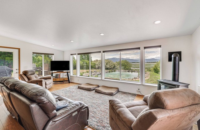 Serene Home w/On-Site Pond & Decks in Chiloquin!