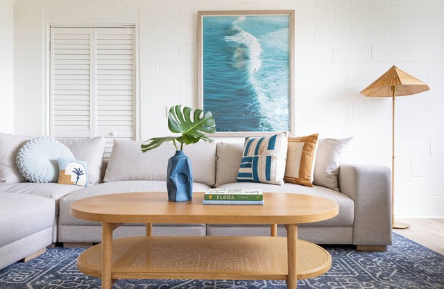 Serene Lanikai House Near the Beach w/Full Kitchen and Great Outdoor Space