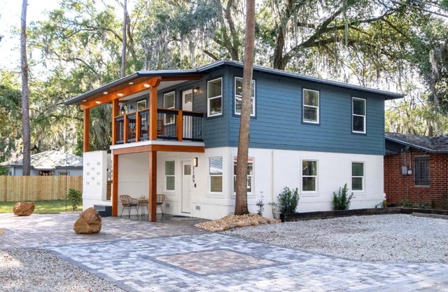 Serene Place - Walk to UF - Free Parking