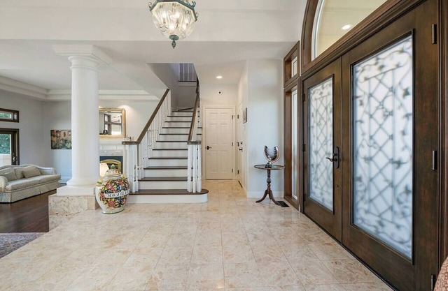 Serenissima Terrace-Hilltop Luxury Home with Serene Gardens and Panoramic Views