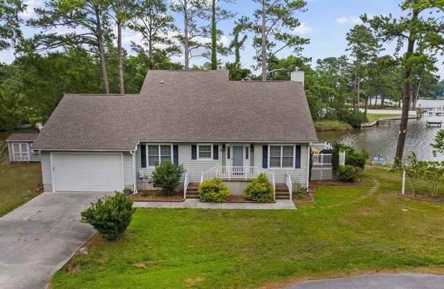 Serenity Creekside - Waterfront with Dock