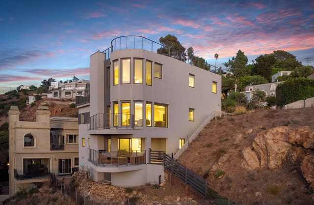 Serenity in Malibu Canyon Views Fireplace Ping Pong