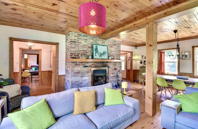 SERENITY LAKE HOUSE /EXTRA FAST WIFI 110 Mbps