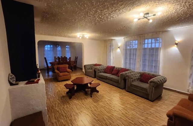 Serian Vacation House