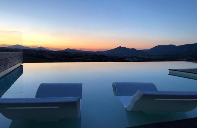 Serre Alte Landscape luxury Rooms