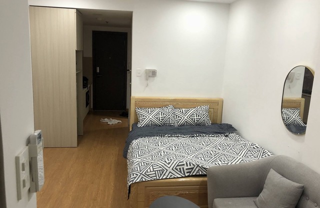 Service apartment near the airport