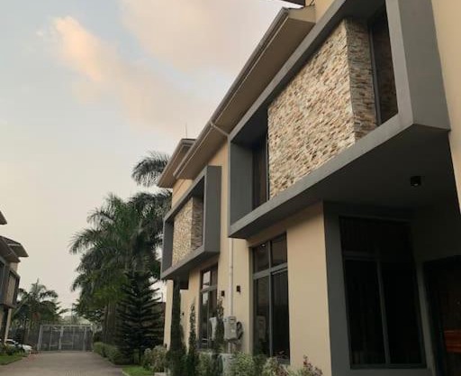 Serviced 2 Bedroom Rental