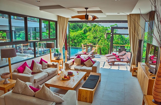Serviced Chic Grand Villa Luxury Time