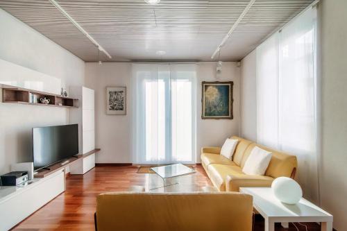 Sestante Apartments by Quokka 360 - A garden in the town centre