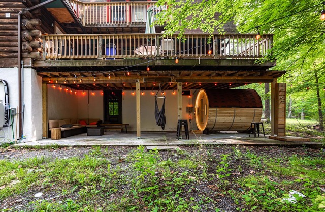 Seven Oaks | Hot Tub | Sauna | POOL | Game Room