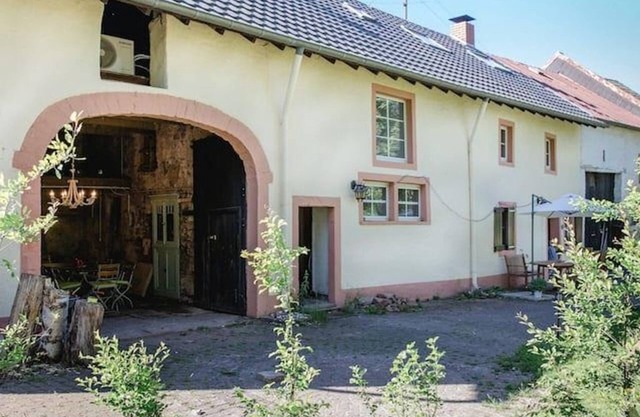 Seven Senses Eifel - holiday home, 10 beds, table football/darts and more