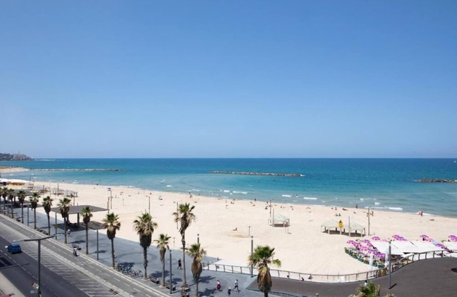 SEVEN Tel Aviv