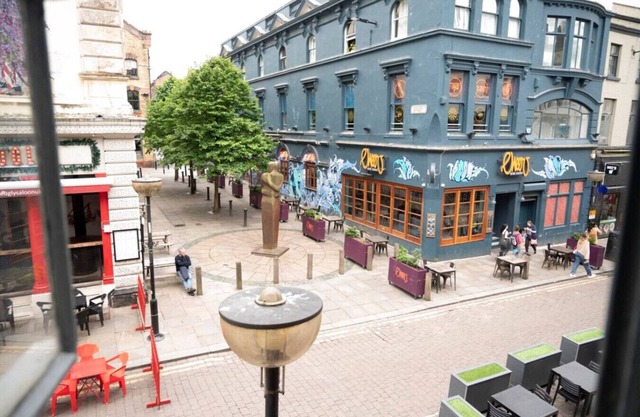 Sevenstay Bold St Apt 3