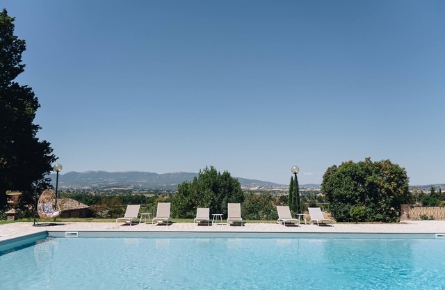 Seventeenth-century Villa Giulia with panoramic swimming pool, +15 beds