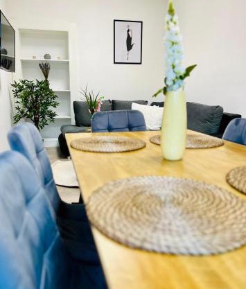 SH-Apartments-Stylische FeWo Mia - Parken - Wifi