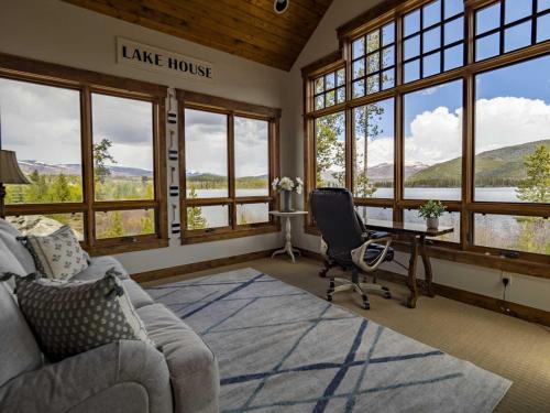 Shadow Mountain Villa