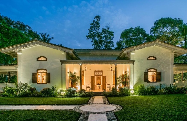 Shadow Villa