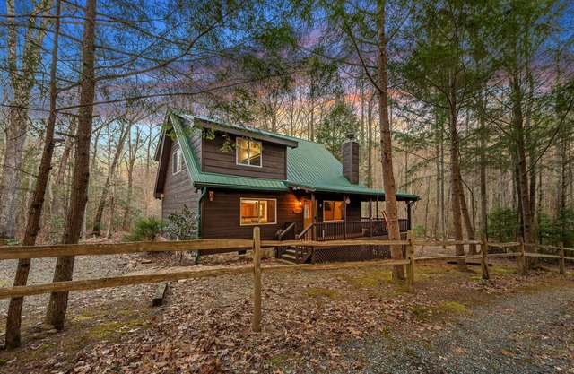 Shady Grove creekside cabin in Blue Ridge GA