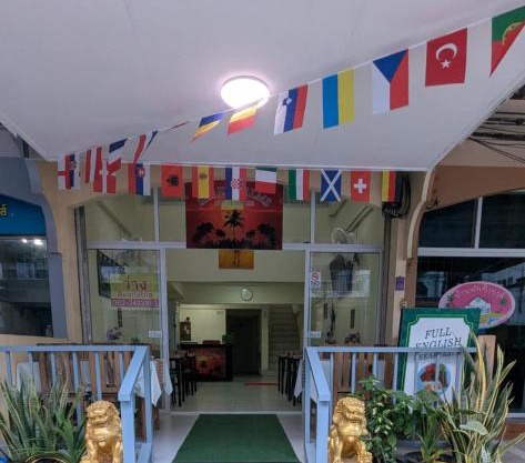Shady Palms Guest House Cha Am Beach