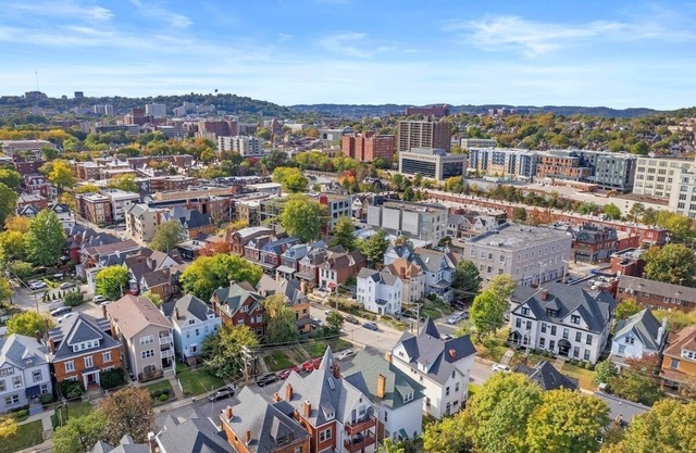 Shadyside/Central @2 Bright and Stylish Studio with Free Parking