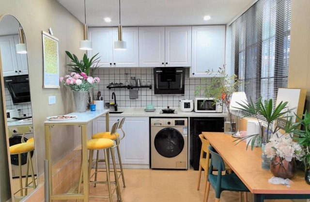 ShanghaiHills&Zinn Changle road Homestay