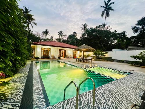 Shanthi villa