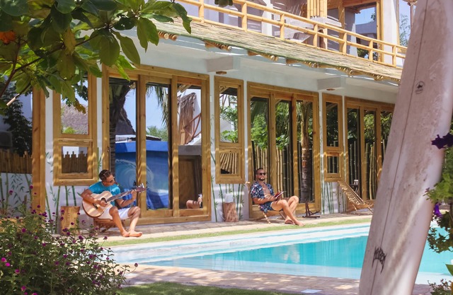 SHANTI SURF CAMP