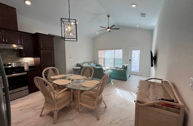 Shantiniketan3 C6 Fully Furnished 2-Bedroom Condo for Rent in Tavares, FLnnnn