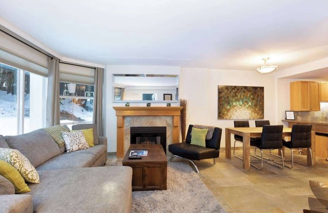 Shared Bike storage, Parking, Pool, Hot Tub & Gym
