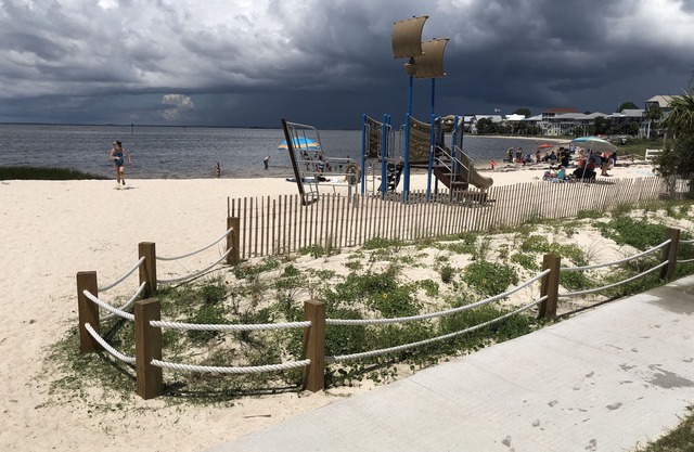 Shell Point Beach Town Home. Beautiful Waterfront Townhome. Includes Wi-Fi