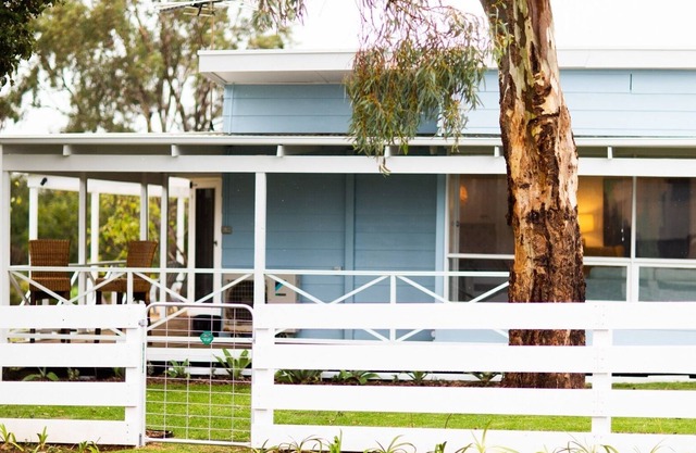 Shellwater - a beautifully presented family beach house to relax and have fun!