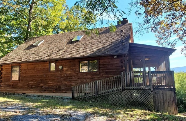 Shenandoah Lodge | 0 Bed, 2 Bath