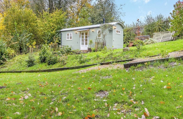 Shepherd’s Retreat - UK45531