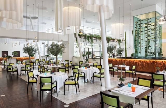 Sheraton Milan Malpensa Airport Hotel & Conference Center