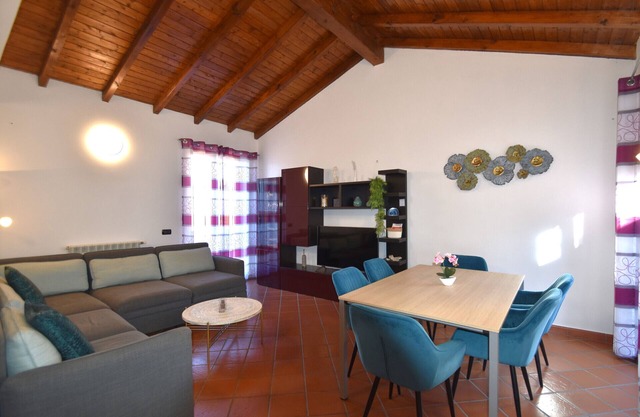 Shila House