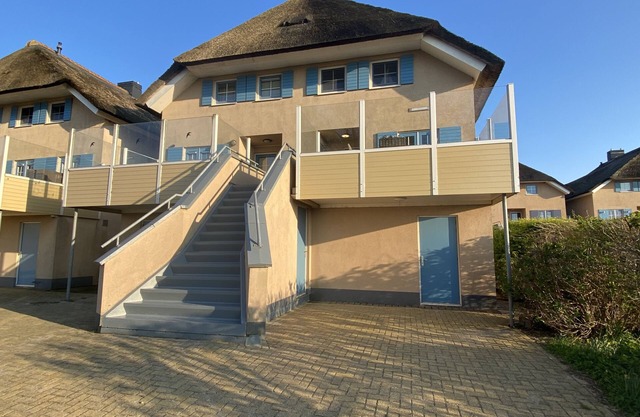 Ship house house