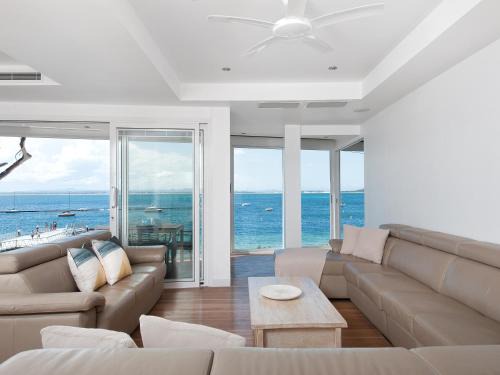 Shoal Bay Views