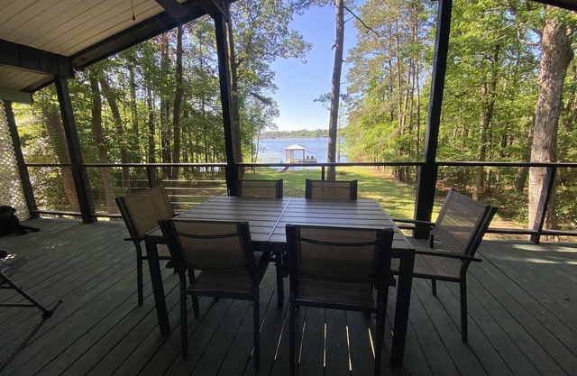 Shore Thing Waterfront Home with private covered boat dock on Toledo Bend