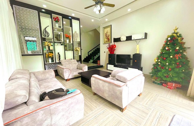 Shore Villa