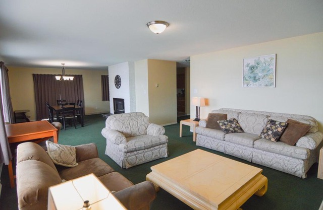 Shoreline Resort Condominiums