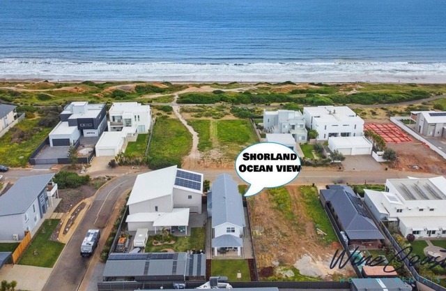 Shorland Ocean View by Wine Coast Holidays - Sunsets every night enjoying drinks on the balcony.